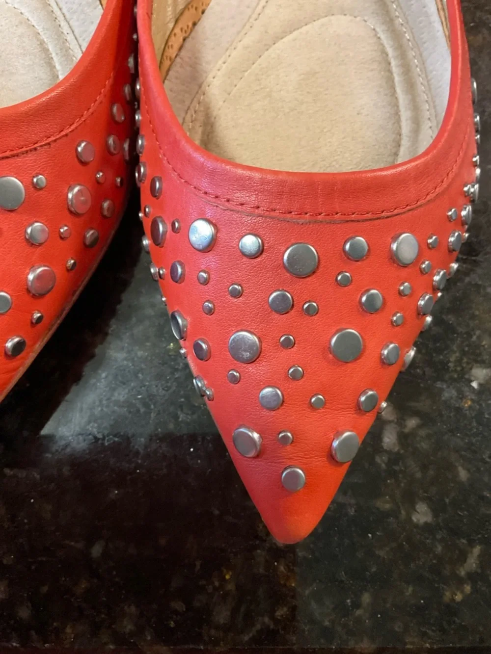 Diane von Furstenberg Silver Studded Orange/Red Pointed Toe Flat Sz 9.5 M luxury